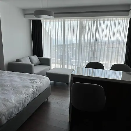 Grand Saphire & Residences * Trikomo