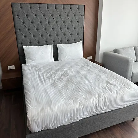 Apartamento Grand Saphire & Residences Trikomo