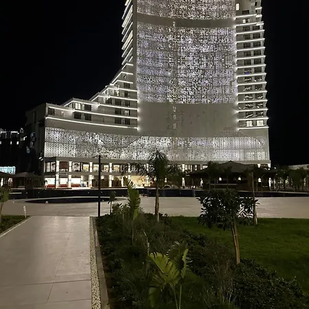 Grand Saphire & Residences